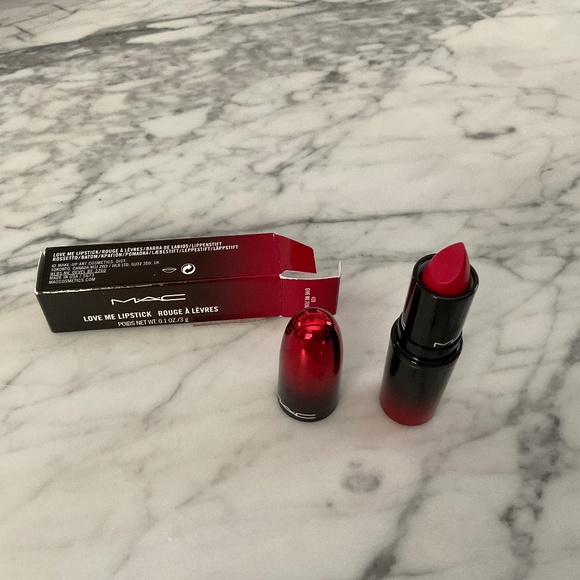Set of FOUR MAC lipsticks - Picture 1 of 14